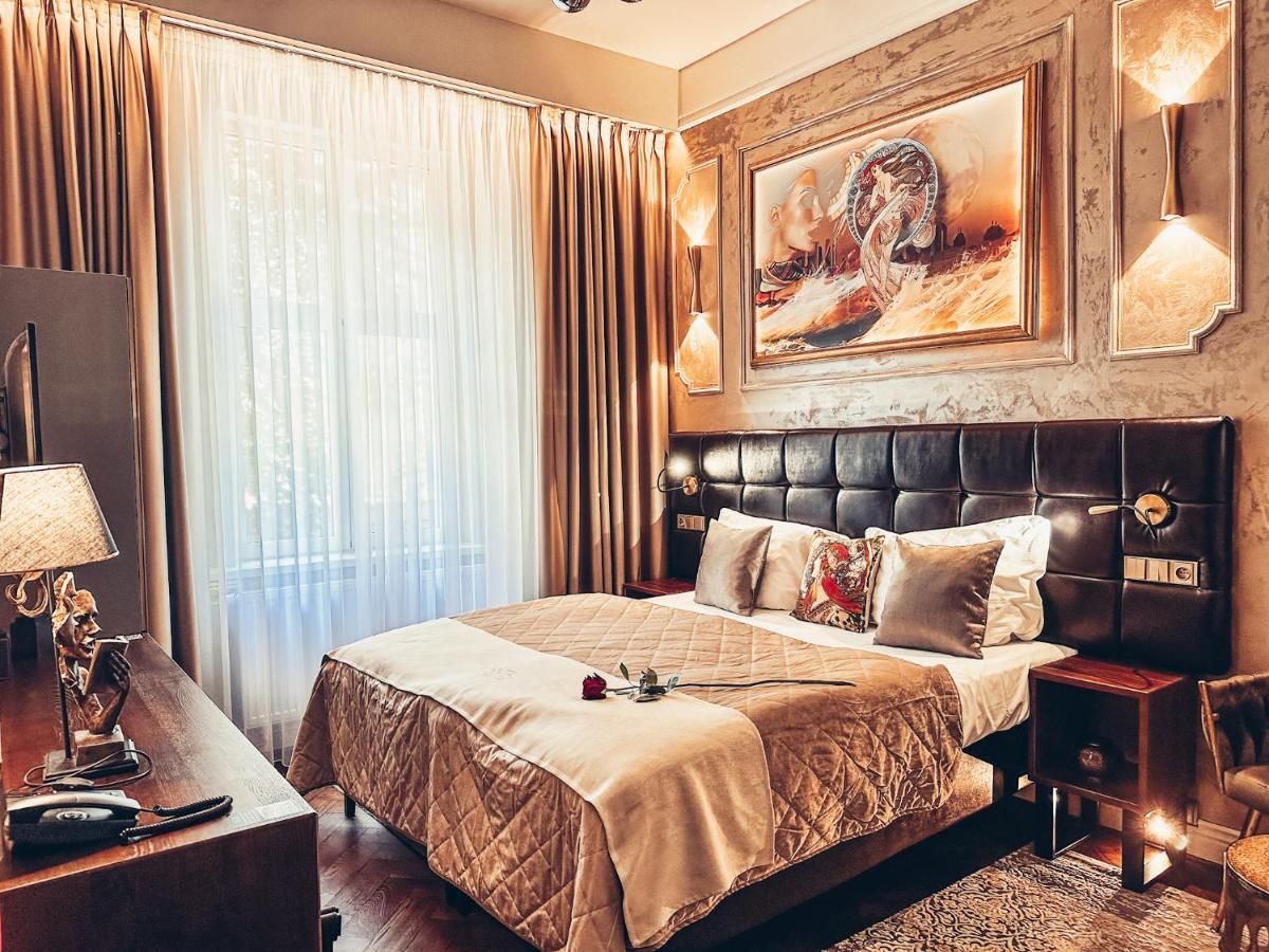 Alfons Boutique Hotel Prague Luaran gambar