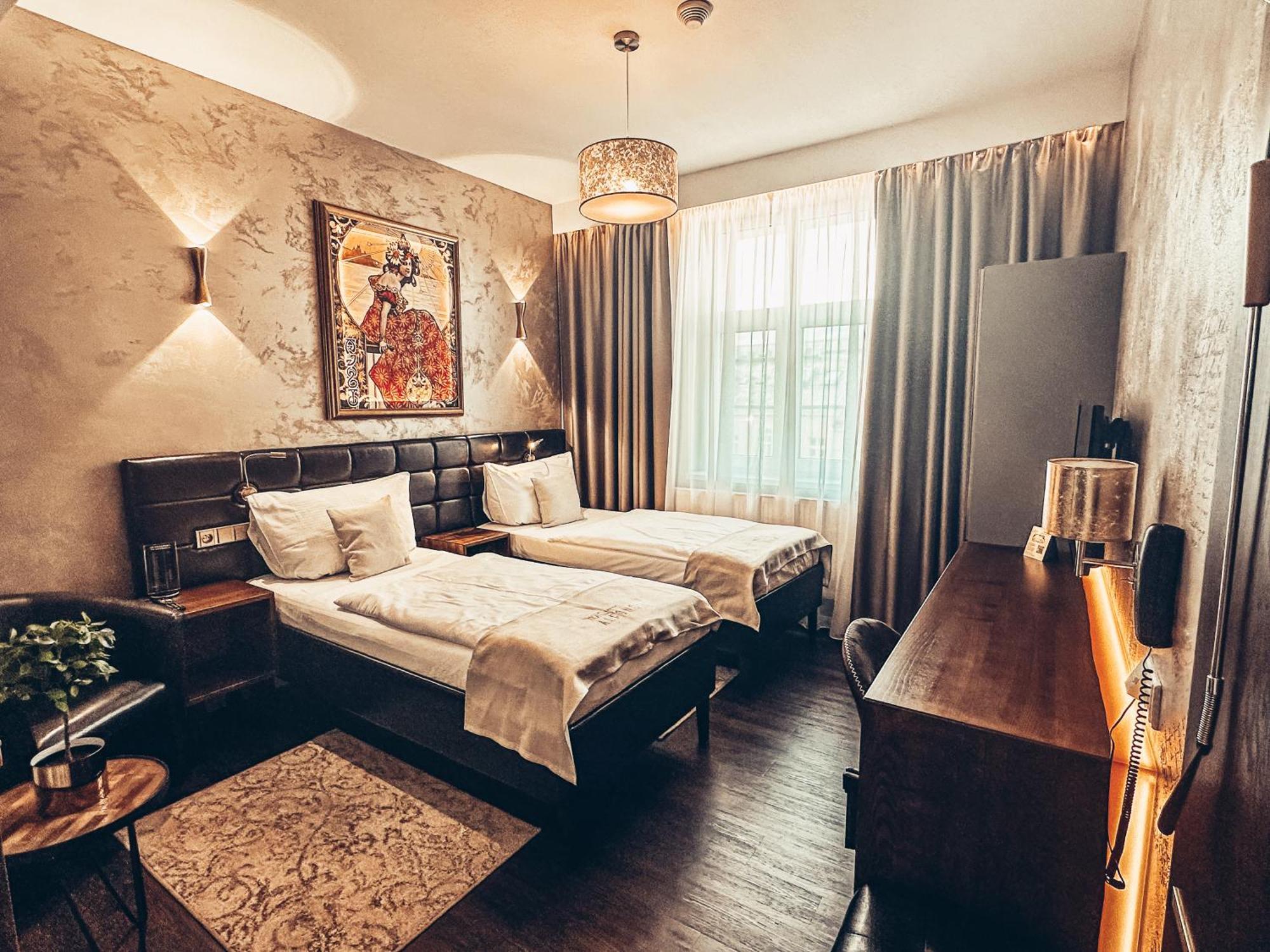 Alfons Boutique Hotel Prague Luaran gambar